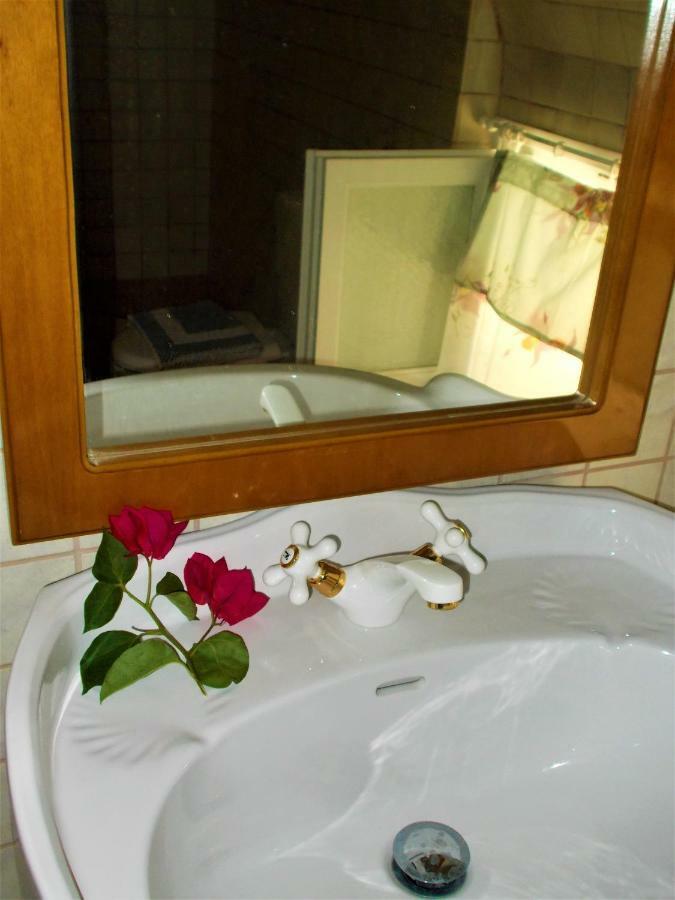 Loukas Kontos Traditional House Emporio  Bagian luar foto