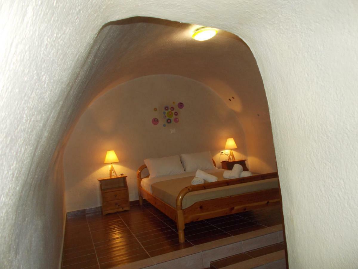 Loukas Kontos Traditional House Emporio  Bagian luar foto
